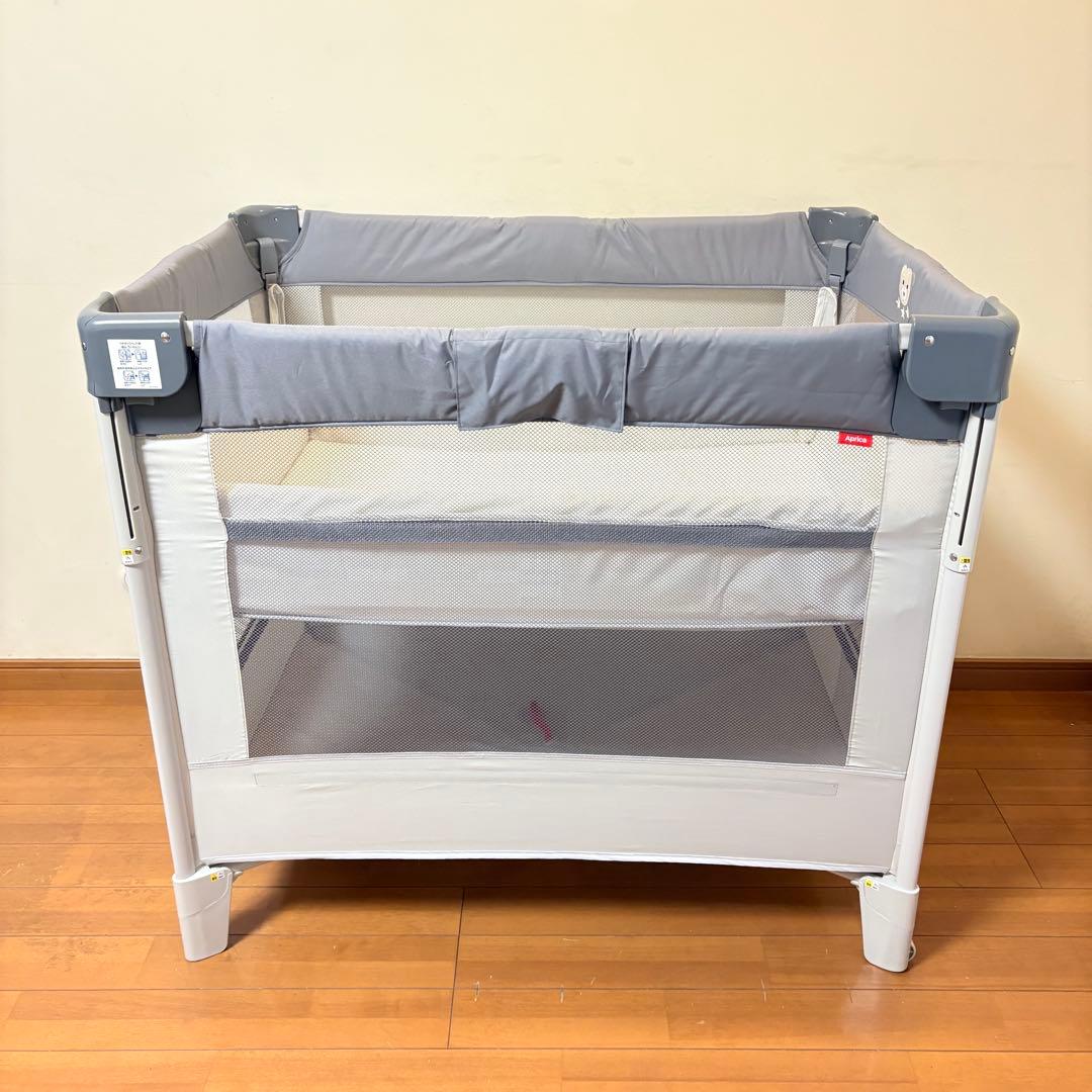 【美品・匿名配送】アップリカ ココネルエアーABベビーベッド グレーベアー