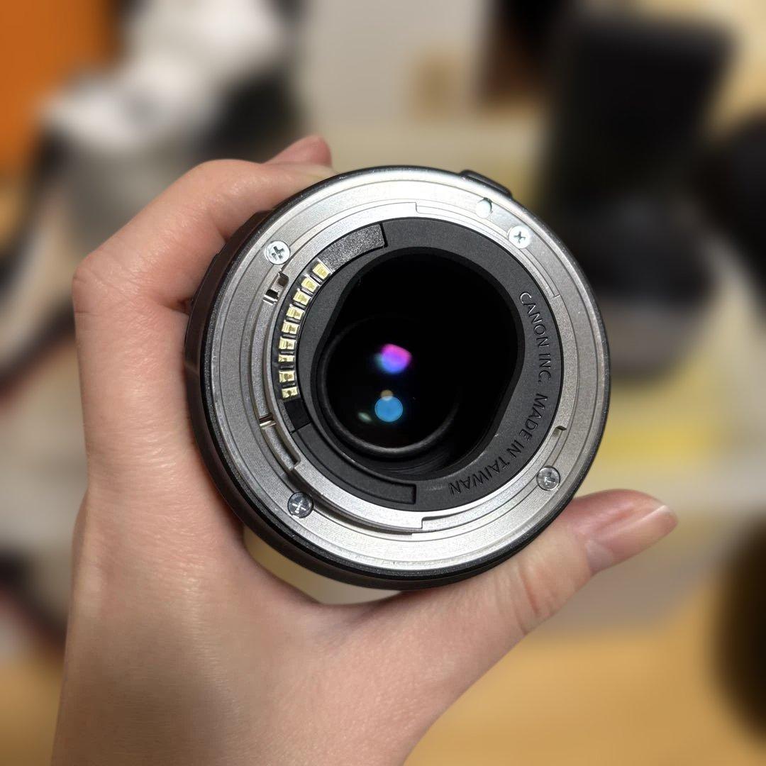 Canon EOSkissm本体•マウントアダプター•レンズ3点•充電器•カバー