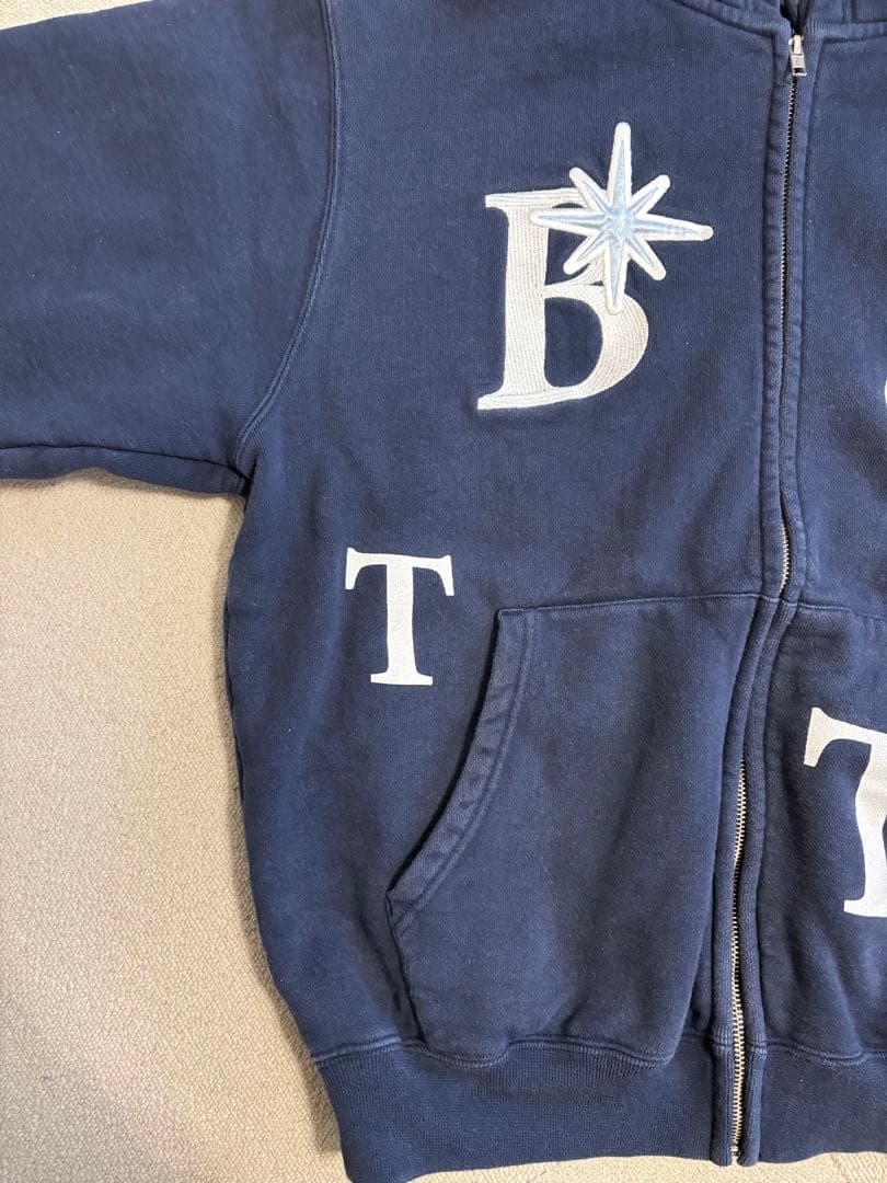 BoTT Scattered B Logo Zip Hoodie ネイビー