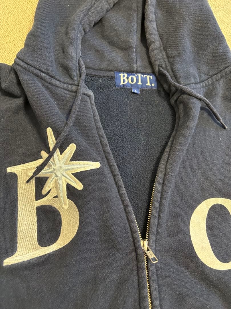 BoTT Scattered B Logo Zip Hoodie ネイビー