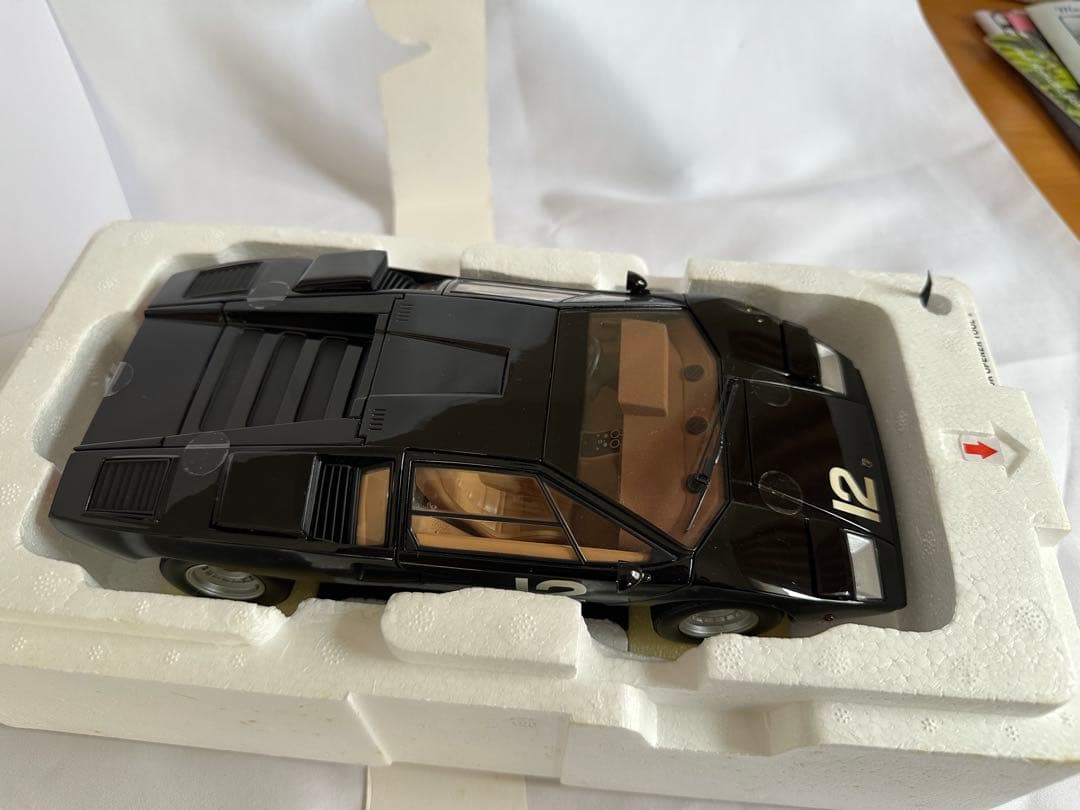 京商 1/18 ランボルギーニ カウンタック LP400