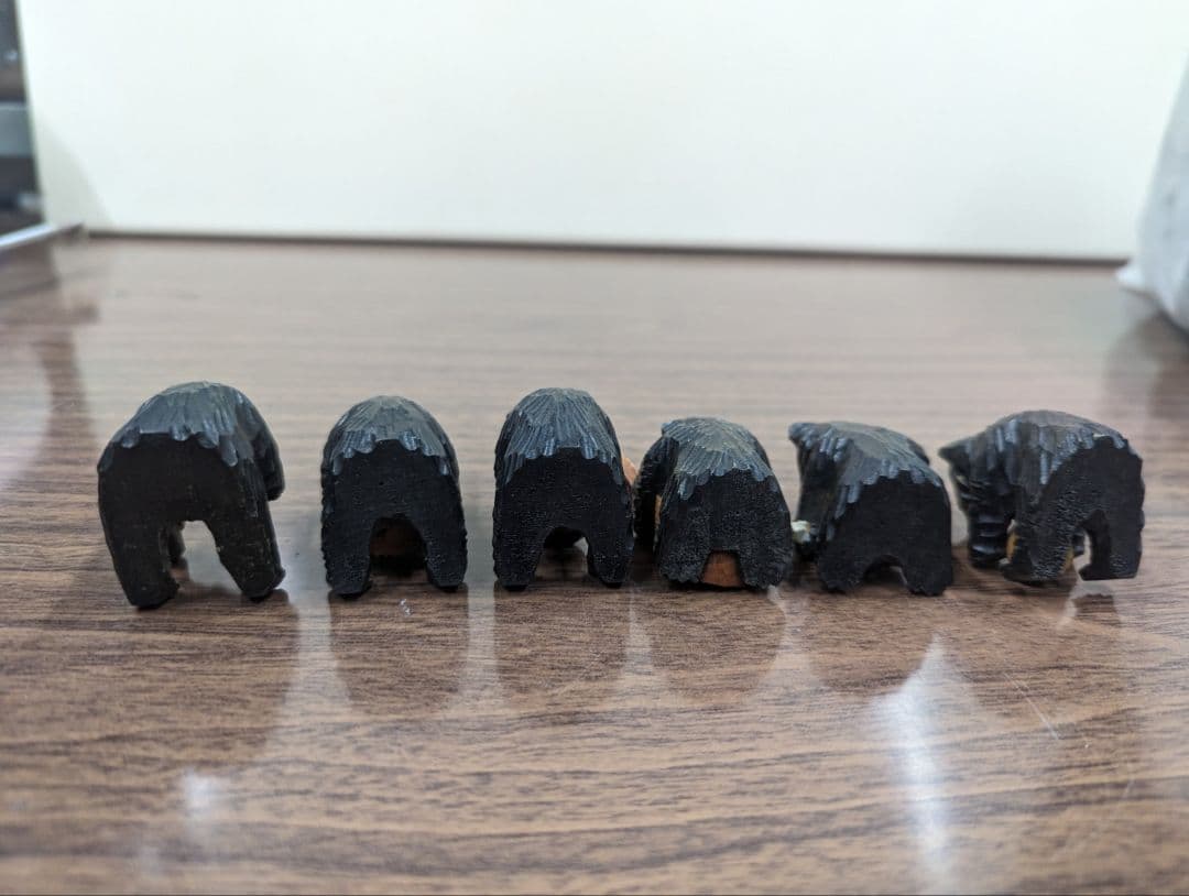 登別　木彫　熊　ミニチュア　音楽隊　　置物