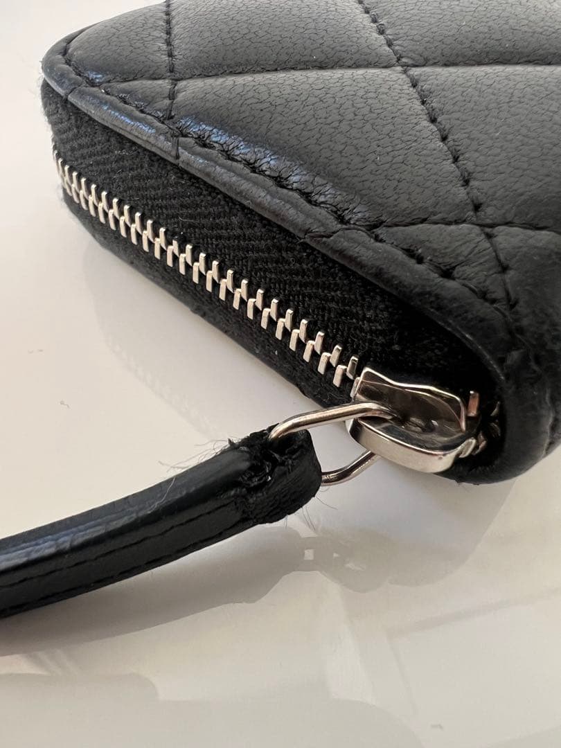 CHANEL マトラッセ　シルバー ケース