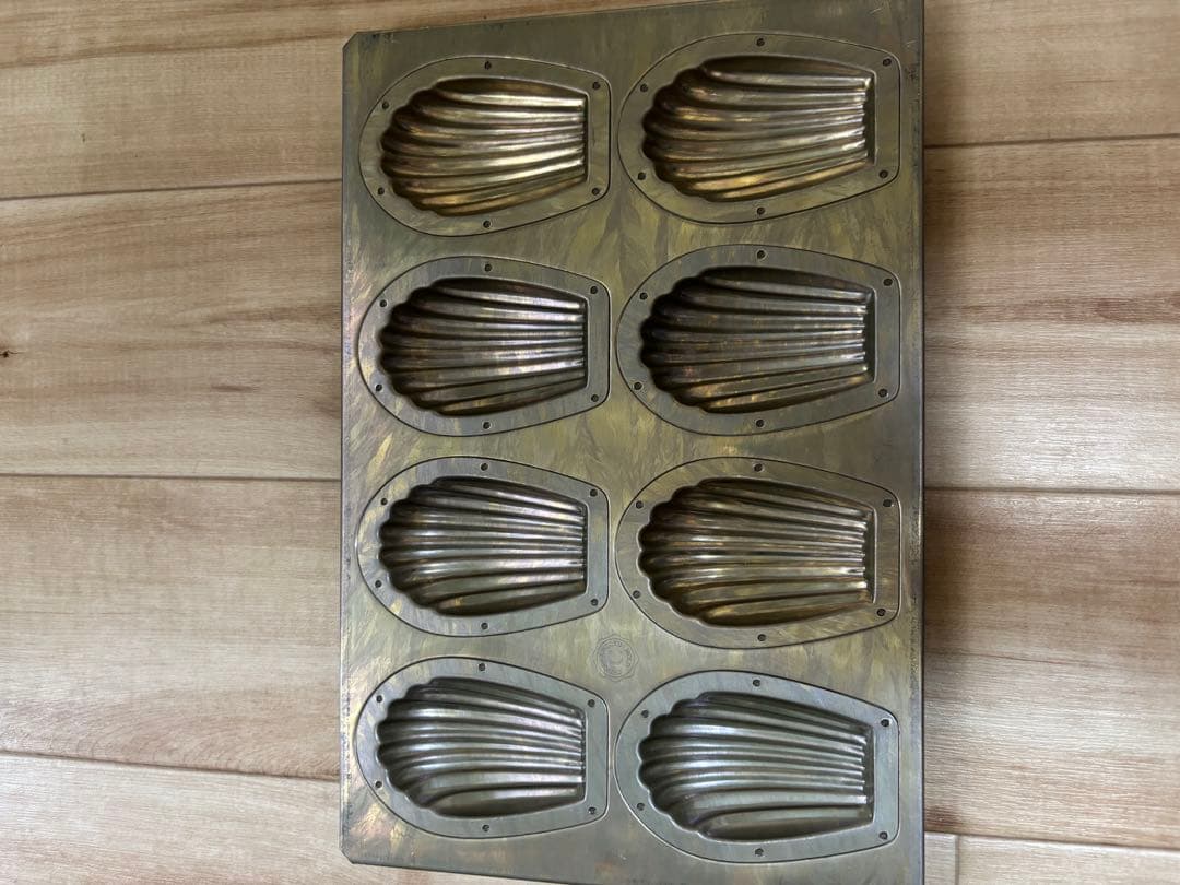 クオカ　新品　ホタテ型製菓型6個　 クオカ　使用品　マドレーヌ型8個