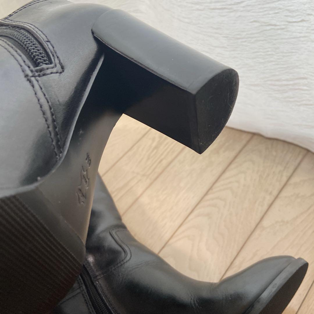 トリーバーチスタッズ付きロングブーツ　美品