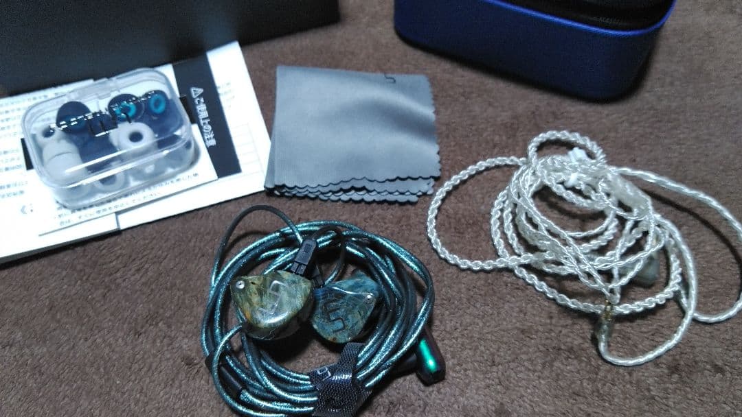 《一部キズあり》unique melody イヤホンonso 05ケーブルセット