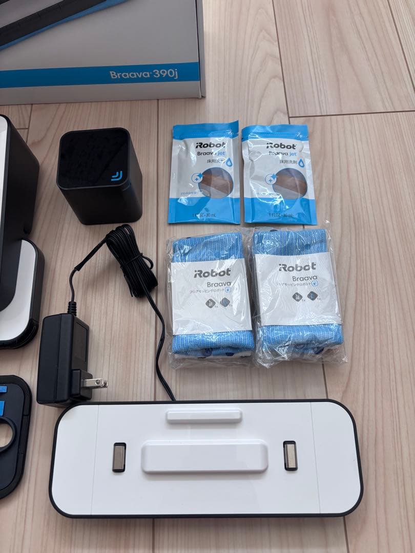 ブラーバ 390j 床拭きロボット｜付属品完備｜未使用クロス4枚｜動作確認済