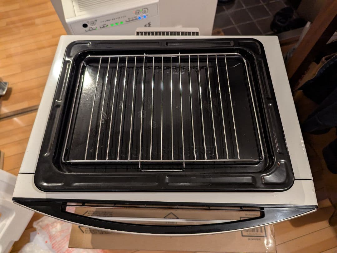 TOSHIBA ER-MD8 過熱水蒸気オーブンレンジ（石窯ドーム） ホワイト