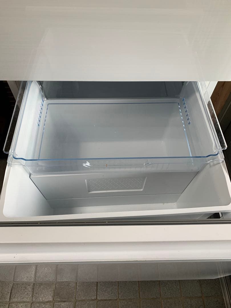 【現地渡し限定】358L 冷蔵庫 ハイセンス　HR-G36E3W