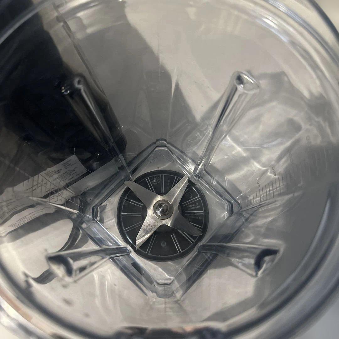 【りさりさ】Vitamix ブレンダー Model VM0202 E310