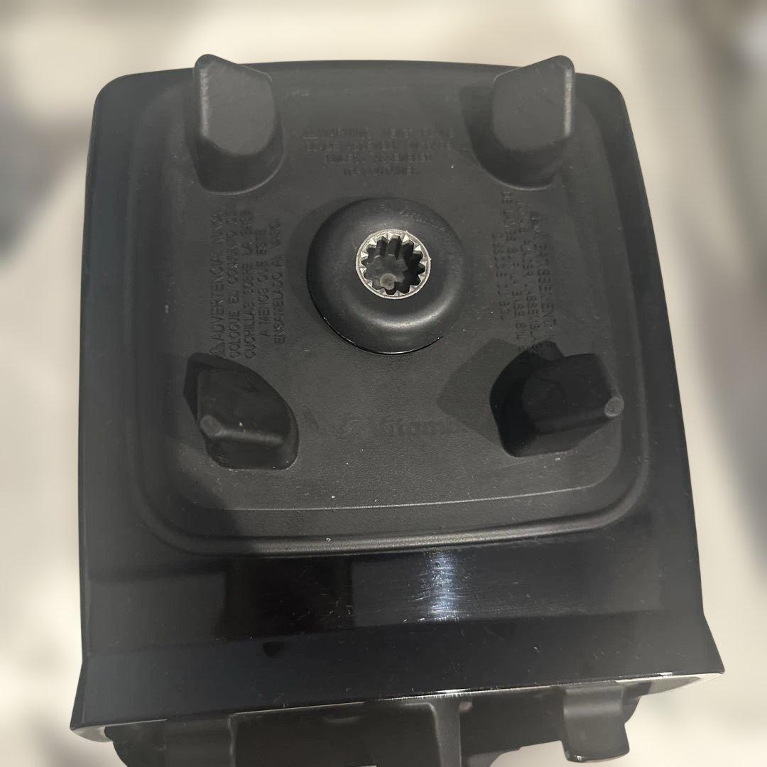 【りさりさ】Vitamix ブレンダー Model VM0202 E310