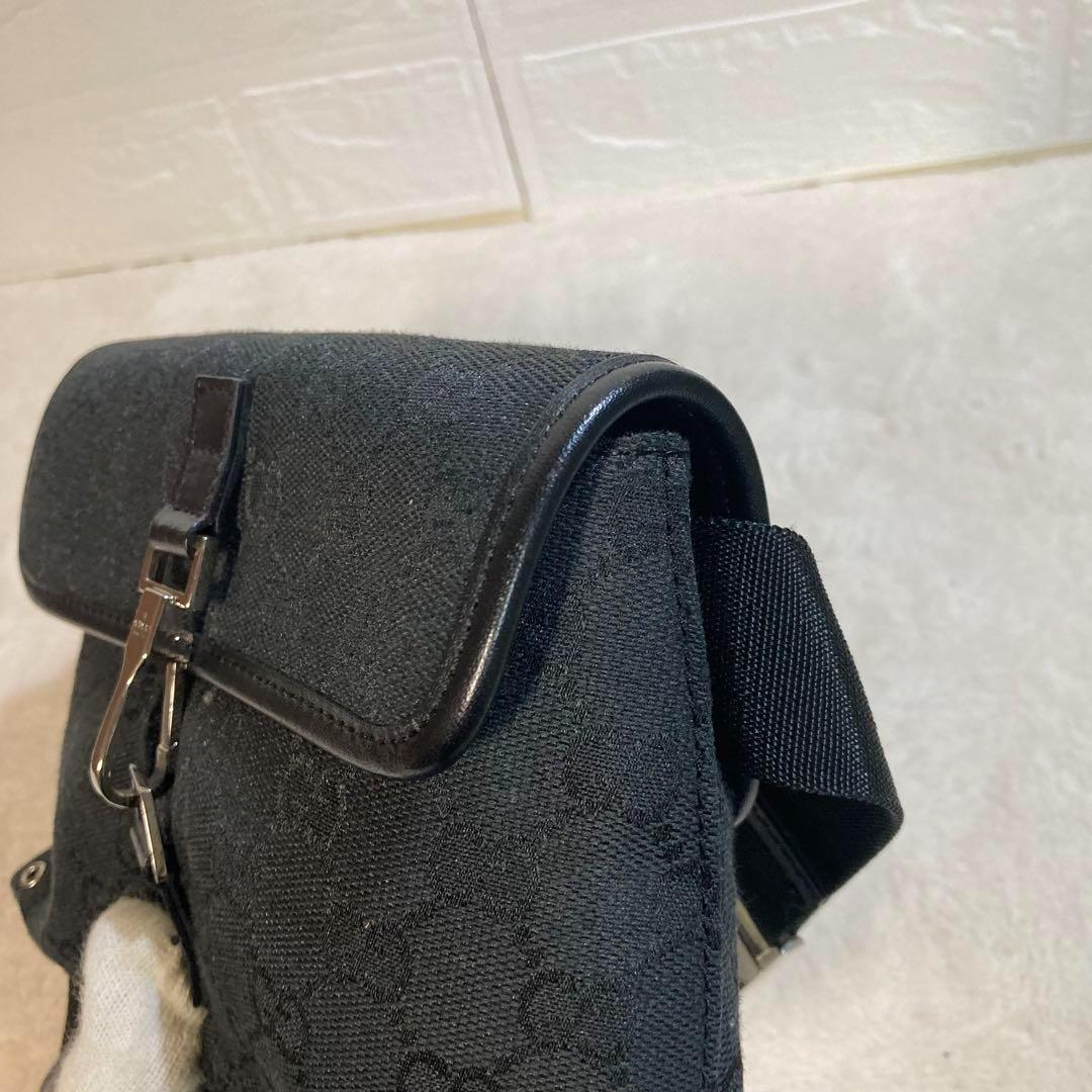 ！新品同然！　GUCCI グッチ　ボディーバッグ　ブラック　キャンバス