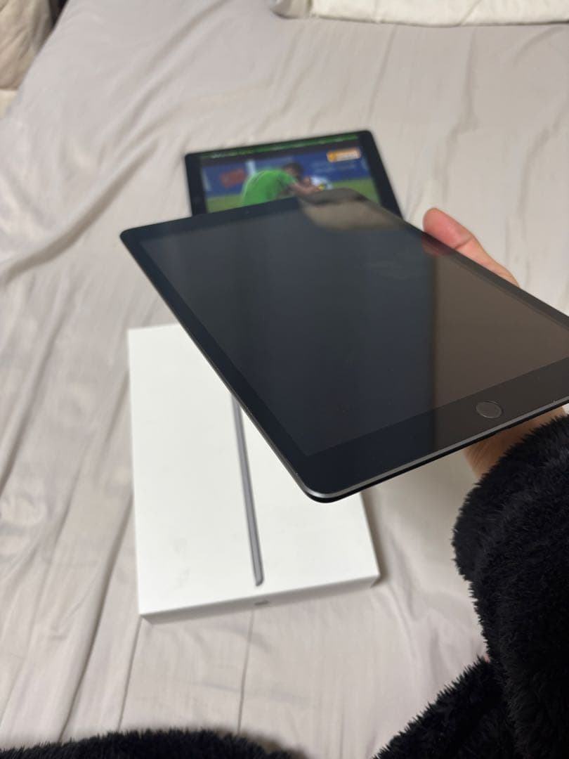 Apple iPad 第8世代32GB バテッリー容量87%