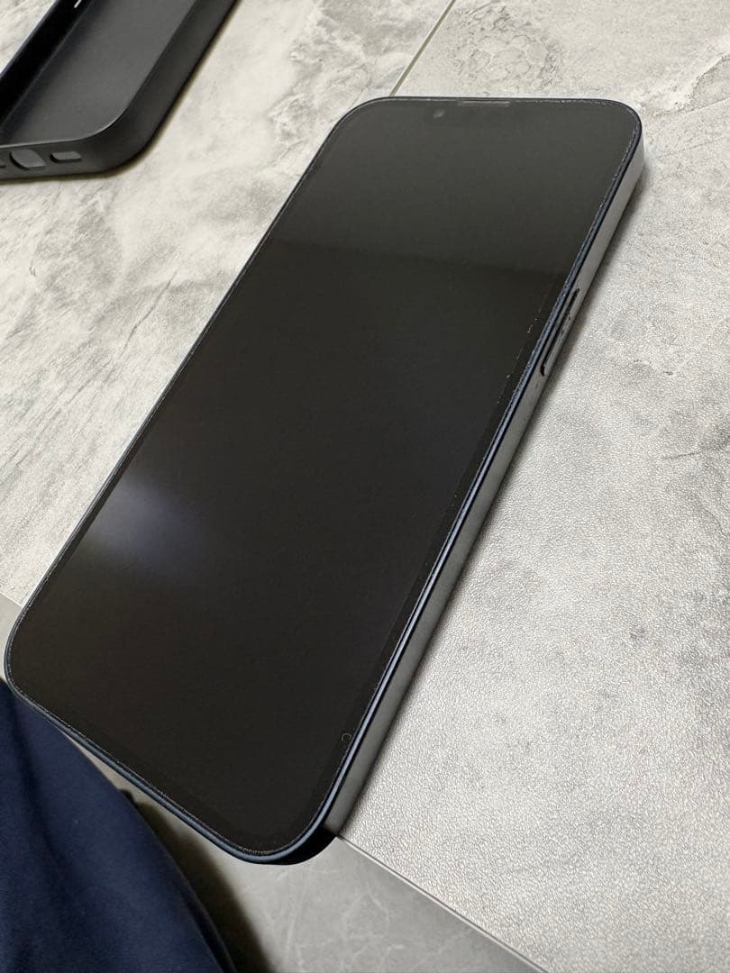 【初期化済】Apple iPhone 13 ミッドナイト　128GB