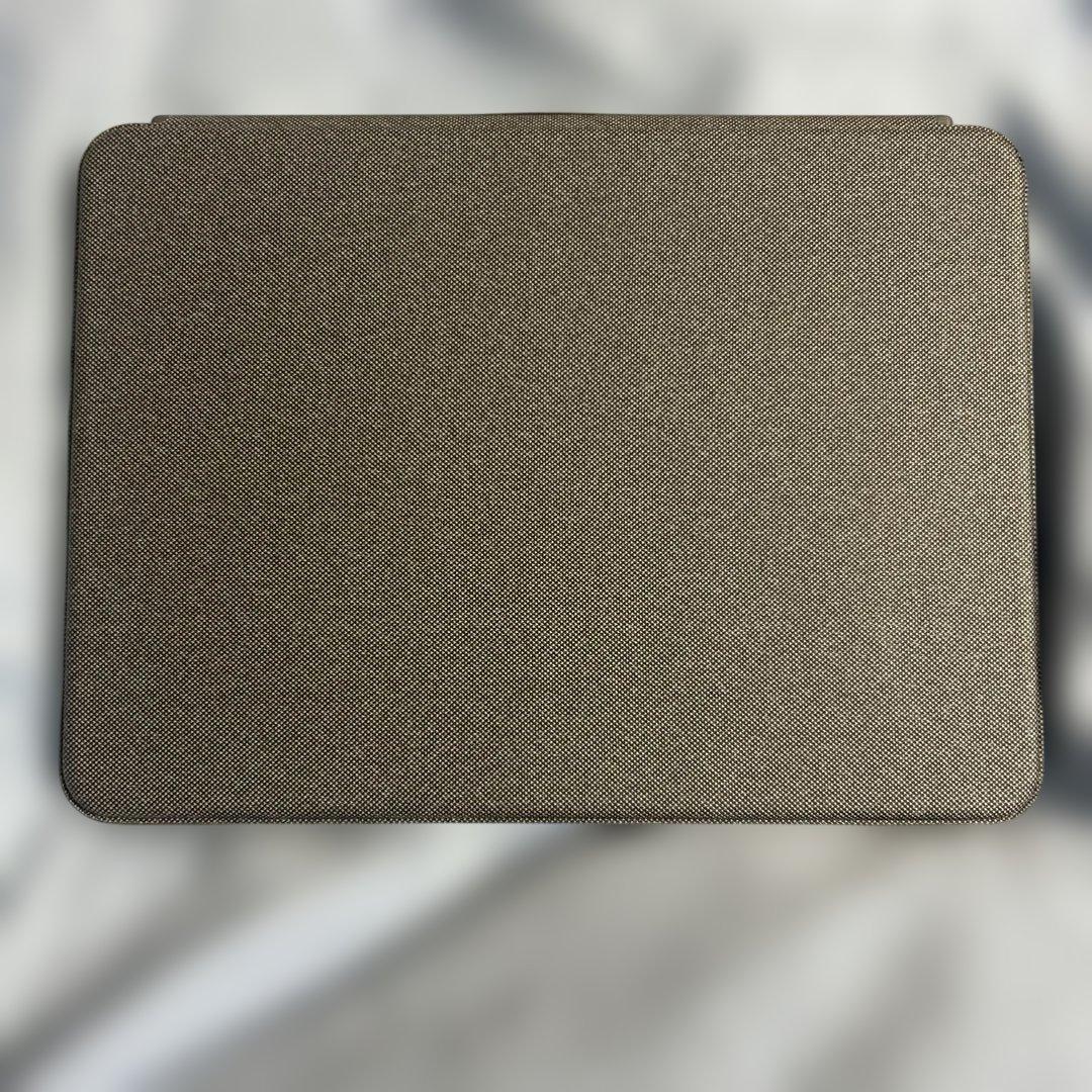logi iPadケース　グレー