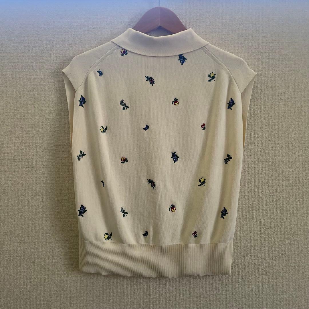 完売品【FRAY I.D】ポロカラーノースリニットジレ 接触冷感 IVR