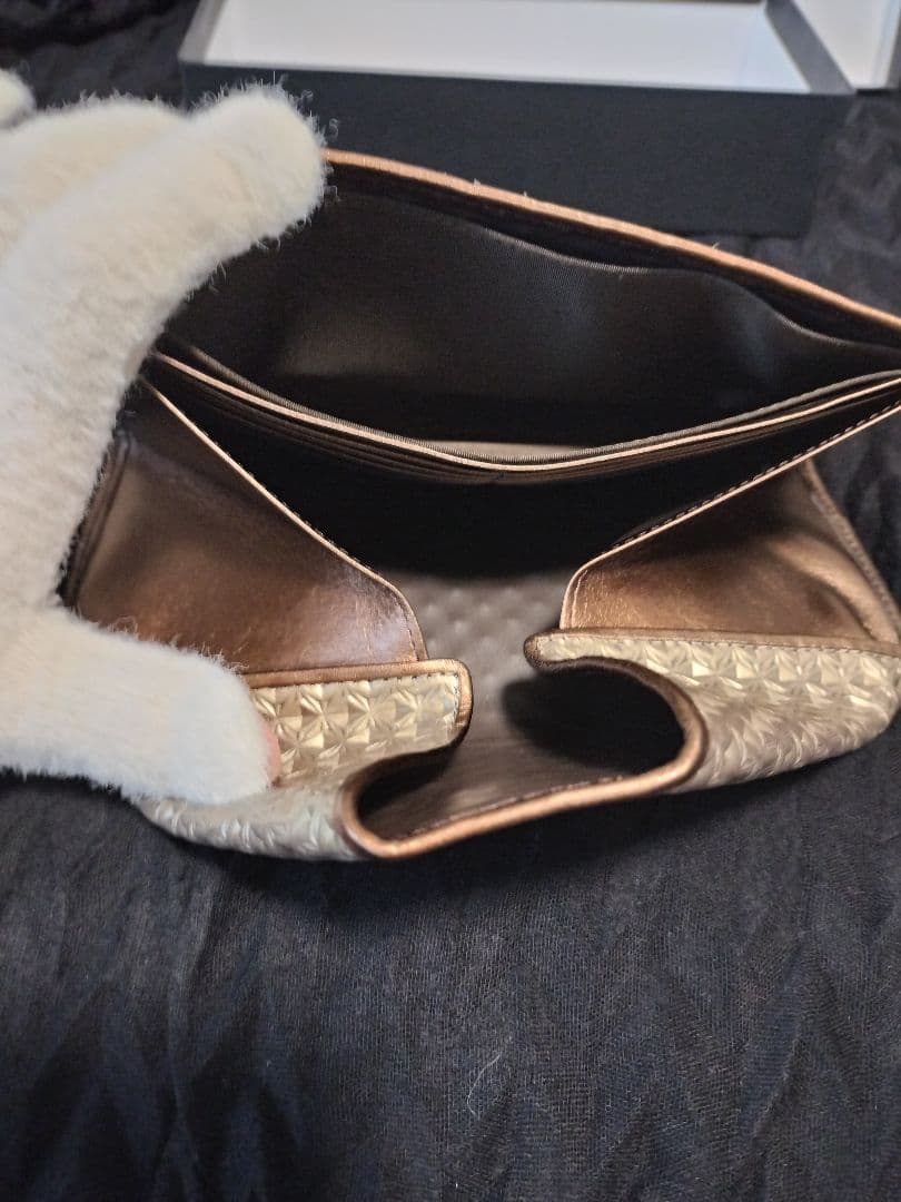 未使用HIROKO HAYASHI CARATI（カラーティ）ゴールド長財布