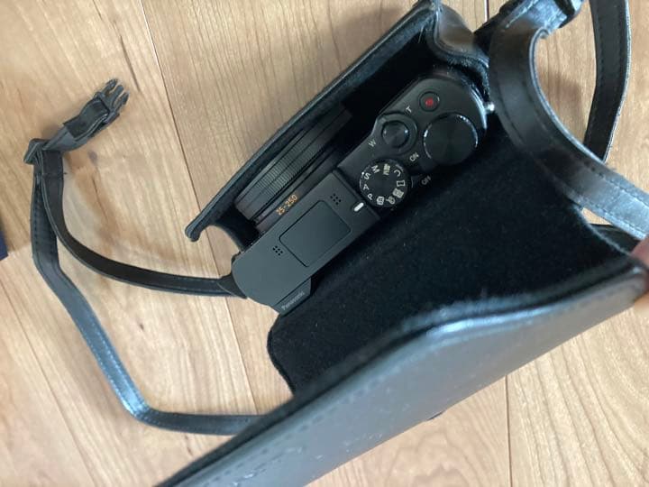 海外モデル　パナソニック　LUMIX デジカメ　黒