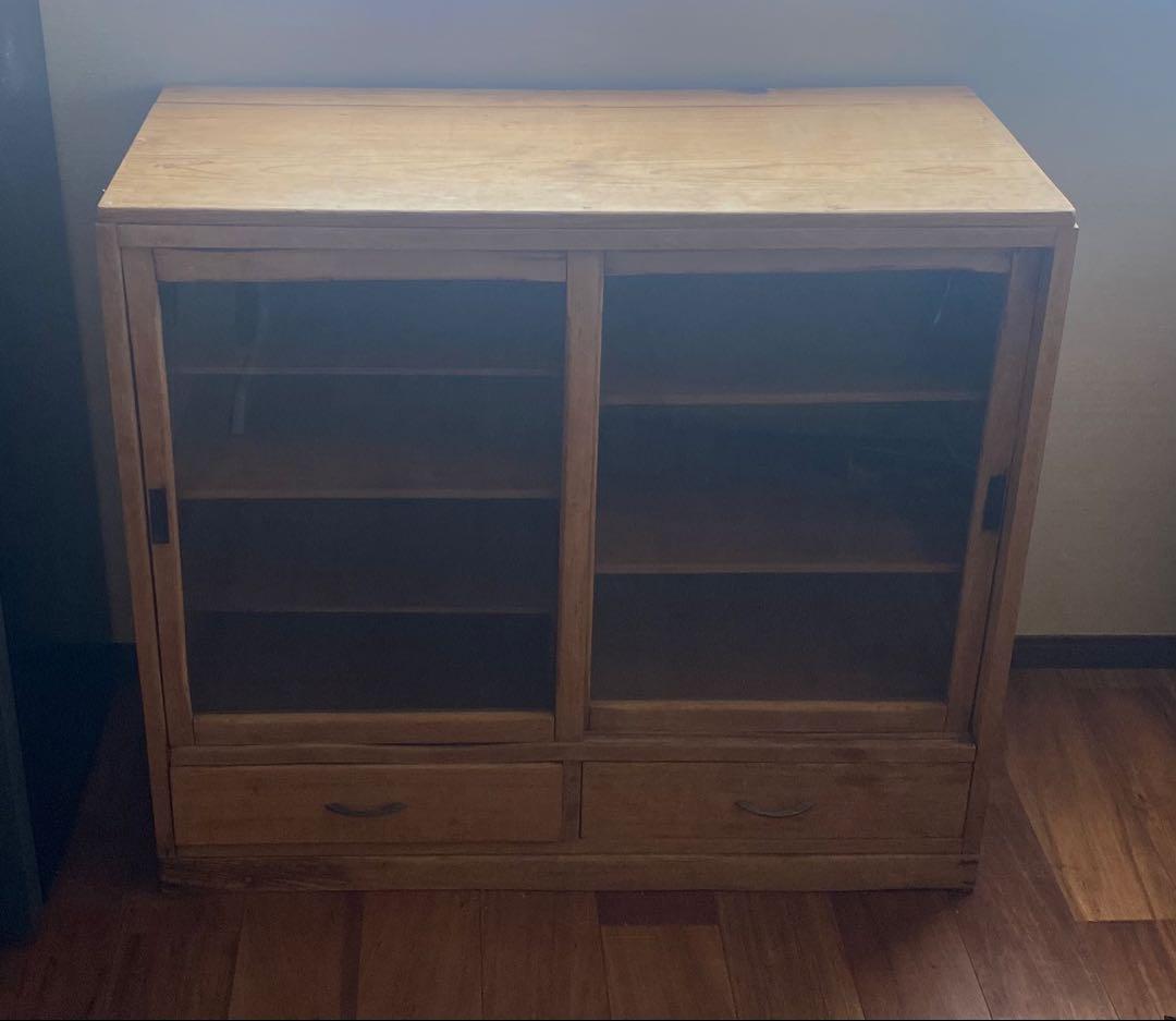 【送料込み】古い木の食器棚