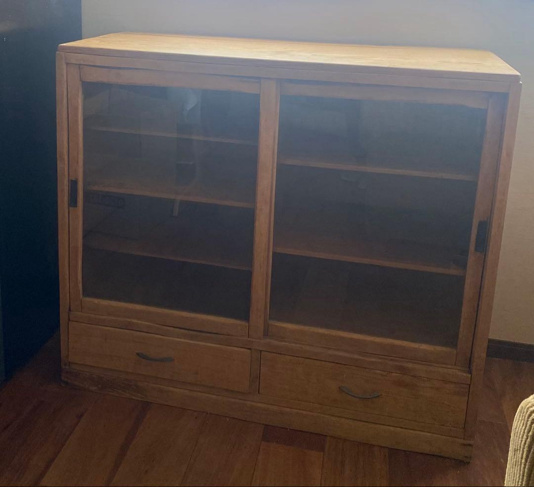 【送料込み】古い木の食器棚