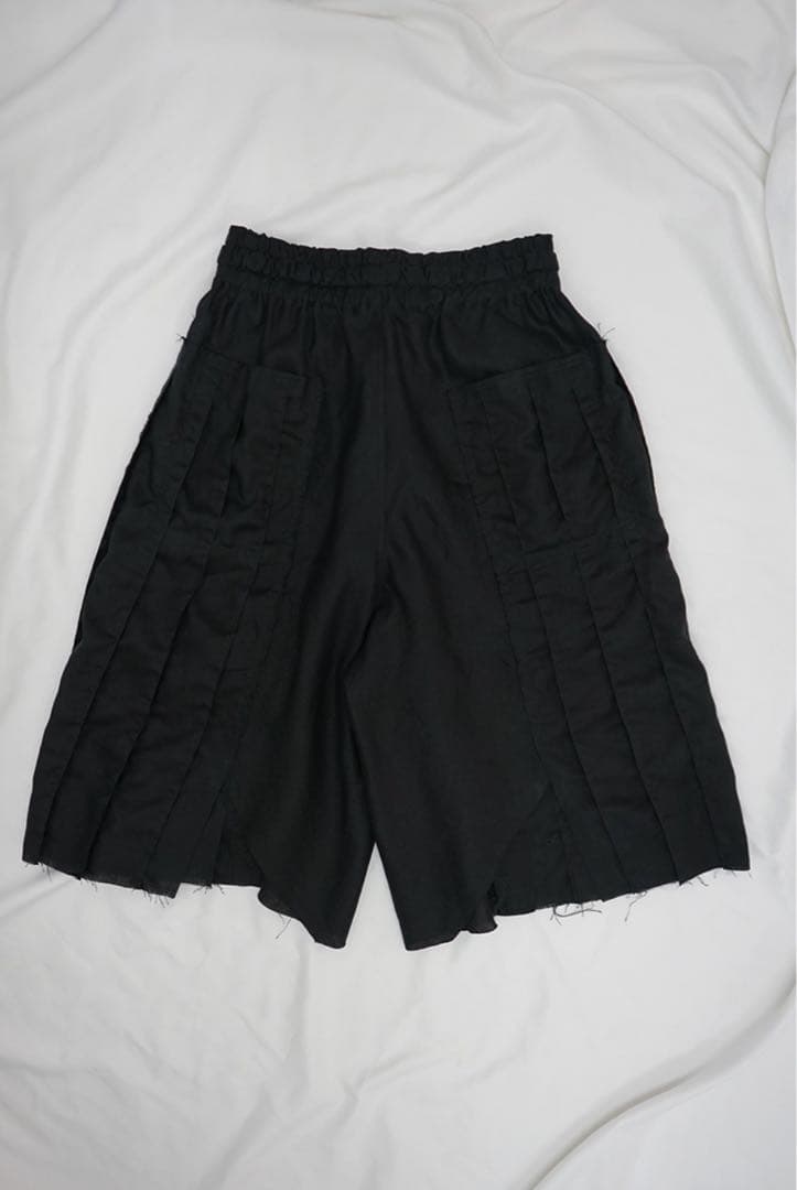 JAKUBMASAR ブラックオーバーサイズショーツ