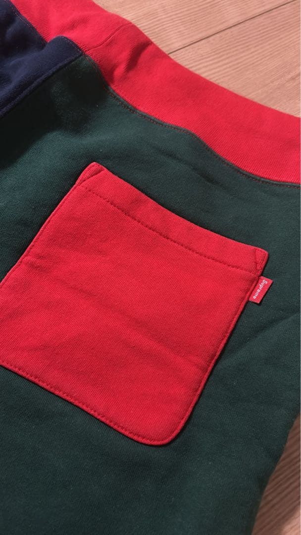 【大幅値下げ】Supreme ハーフパンツMサイズ