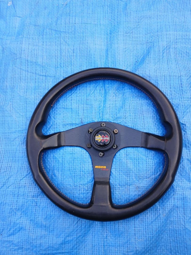 中古　momo corse 35㎝