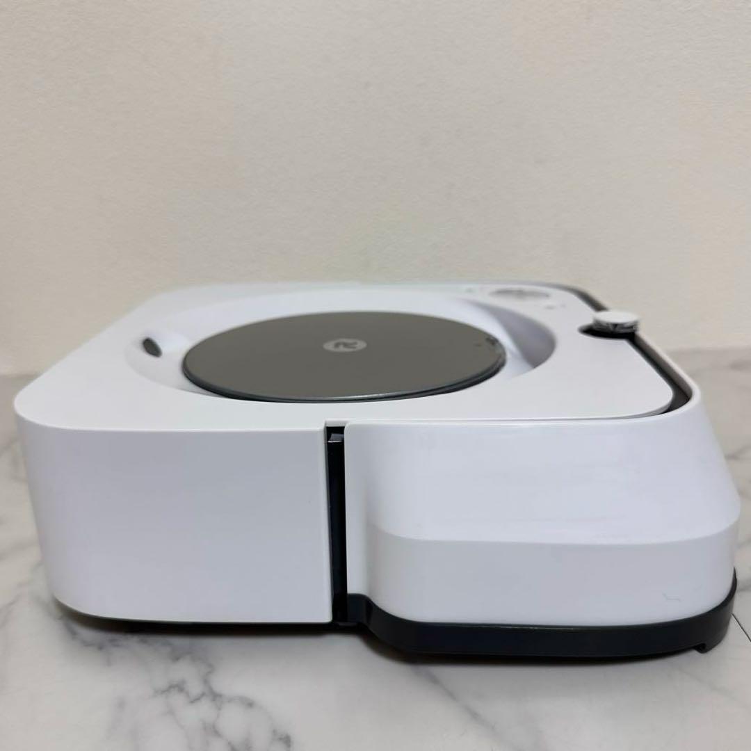 ほぼ未使用 iRobot ブラーバ ジェット m6 床拭きロボット　別売パッド付