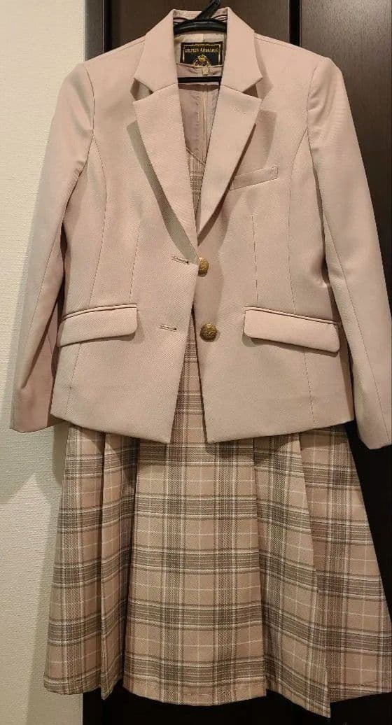 卒服　卒業式フォーマルスーツ　女の子 レピピアルマリオ