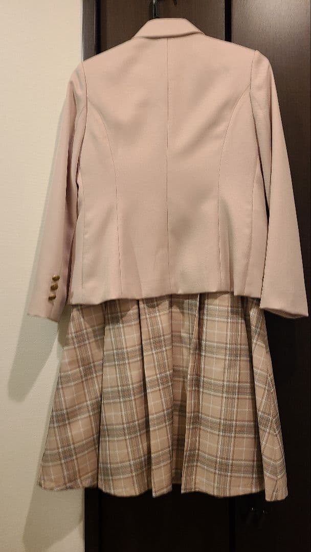 卒服　卒業式フォーマルスーツ　女の子 レピピアルマリオ