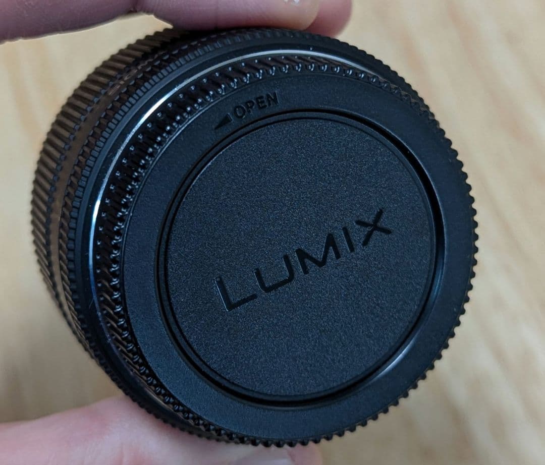 LUMIX GM1、14mm f2.5、30mm F2.8 EX DN 付録多数