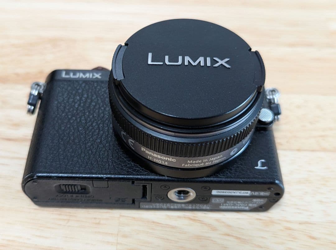LUMIX GM1、14mm f2.5、30mm F2.8 EX DN 付録多数