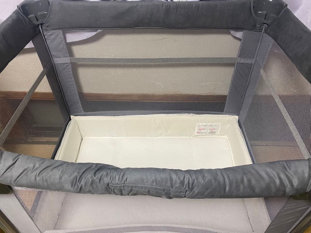 美品アップリカ　ココネル エアープラス AB(グレーGR) ベビーベット