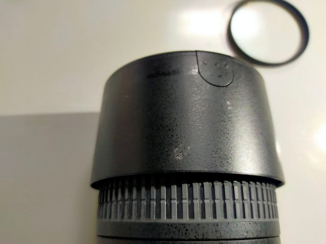 Nikon DX AF-S 55-300mm（キャップ・フード・UVフィルター）