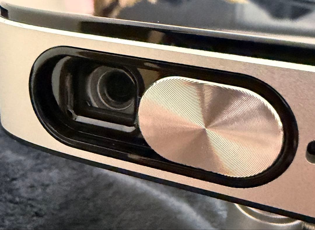 WiMiUS Q3 モバイルプロジェクター