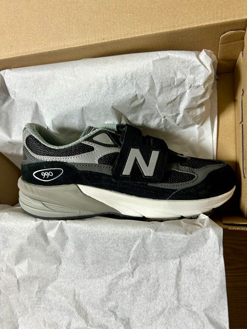 ニューバランス PV990BK6 21.5㎝ ブラック キッズ