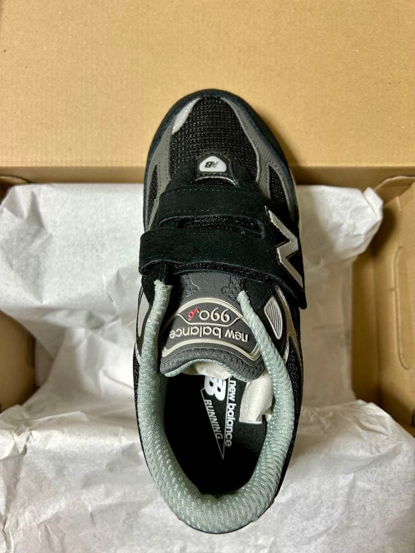 ニューバランス PV990BK6 21.5㎝ ブラック キッズ