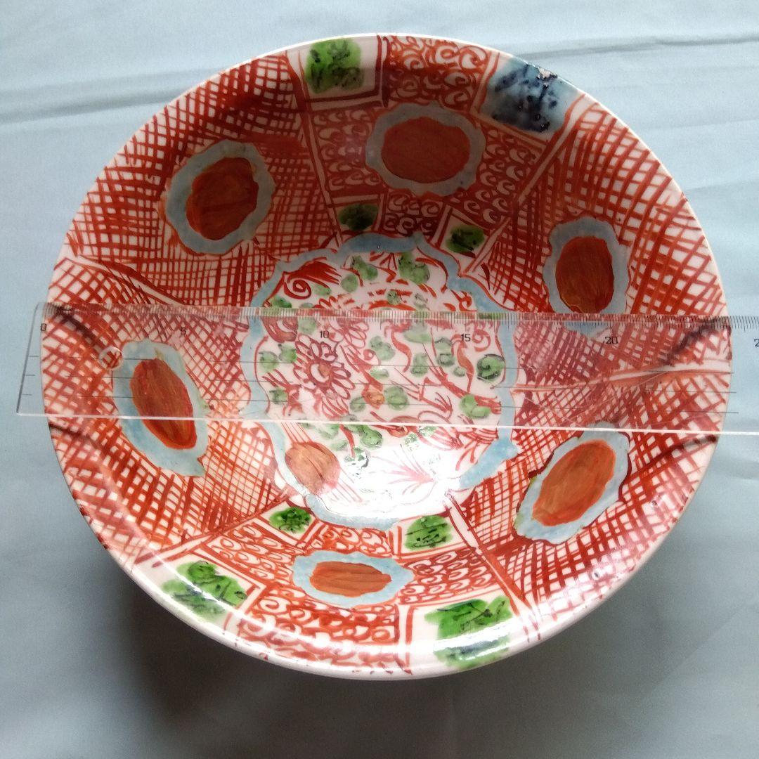 赤と白の花模様 深鉢