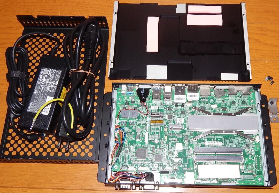 AOPEN デジタルサイネージ用ファンレスPC DEX5750 1115G4