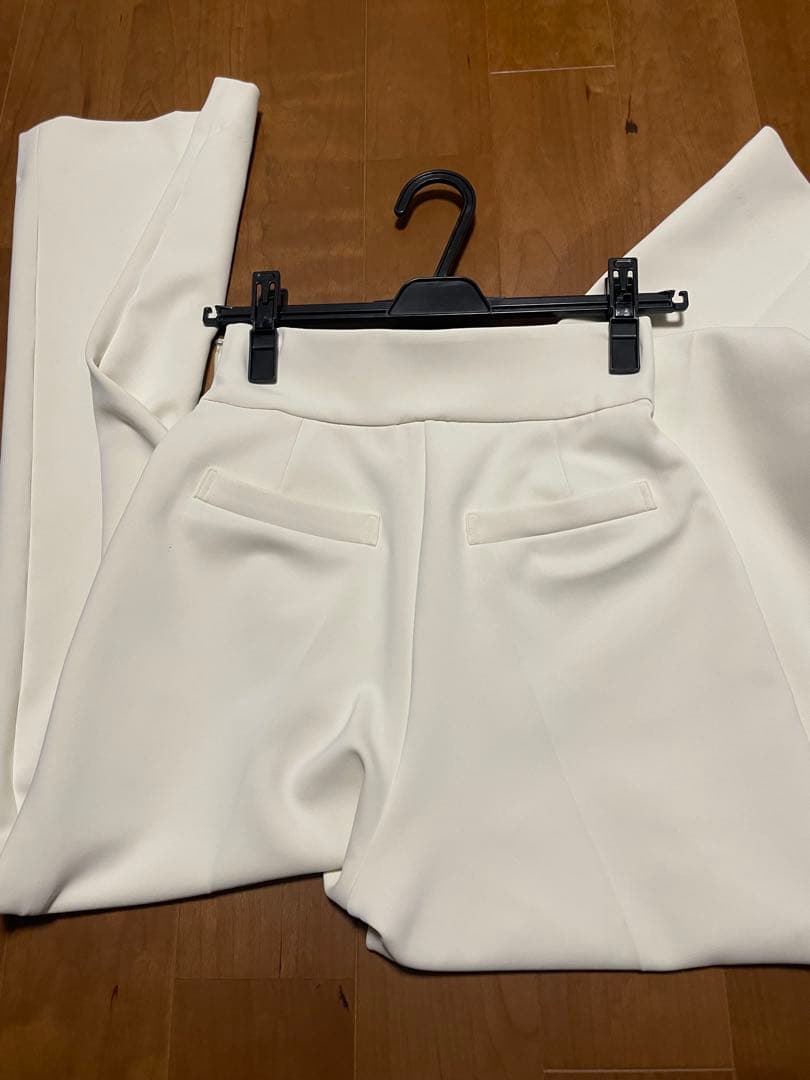 carla カーラ　ビラクパンツ　sサイズ　サイズ0 ホワイト