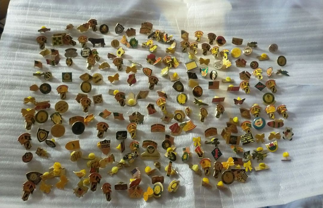 昔のピンバッチ3