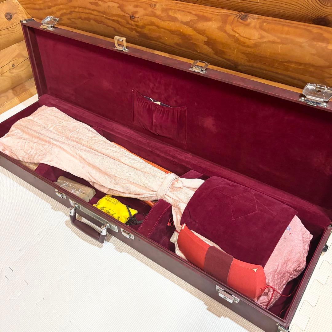 長唄三味線 細棹 丸打胴 さわり山 ハードケース 楽譜付き 五厘大胴 経木