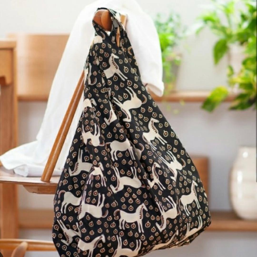 新品 marimekko マリメッコ ムスタ タンマ スマートバッグ エコバッグ