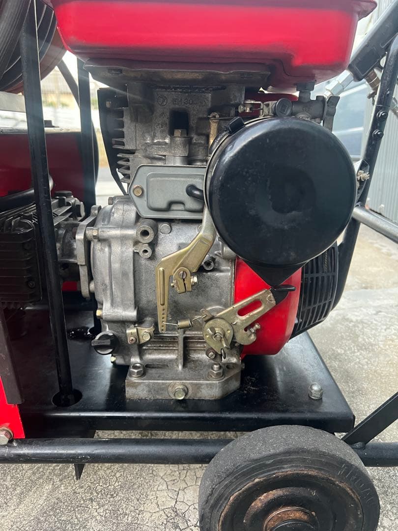 エンジン高圧洗浄機 Makita EHW200