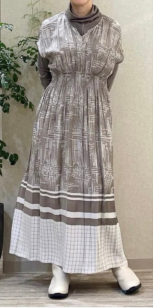 定価10万超えMORABITO ロングワンピース ブラック&グレー系