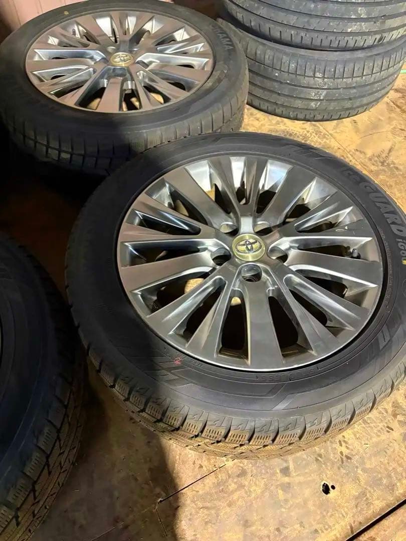 トヨタ アルファード 20後期 純正ホイール タイヤ 18インチヴェルファイア
