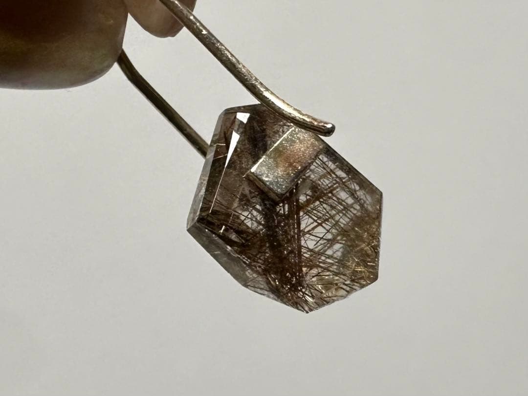 Lamie片耳用bagピアス　ルチルクオーツ