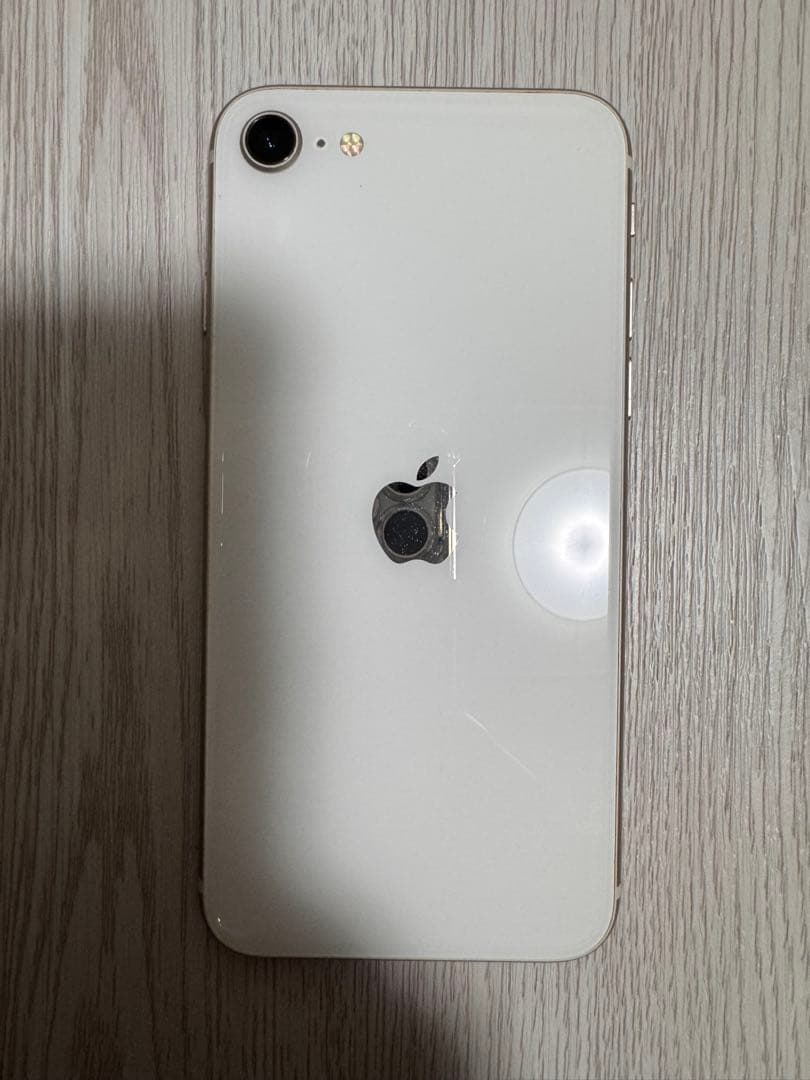 新品に近い　iPhone SE3 64GB SIMフリー