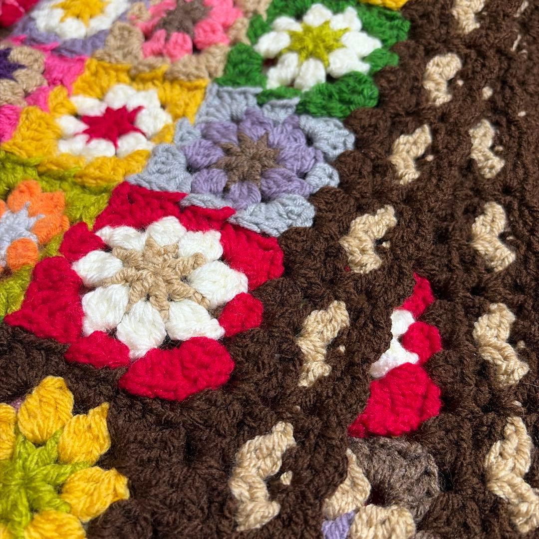 グラニースクエア❤️周りのハートが可愛いカラフルブランケット ブラウン