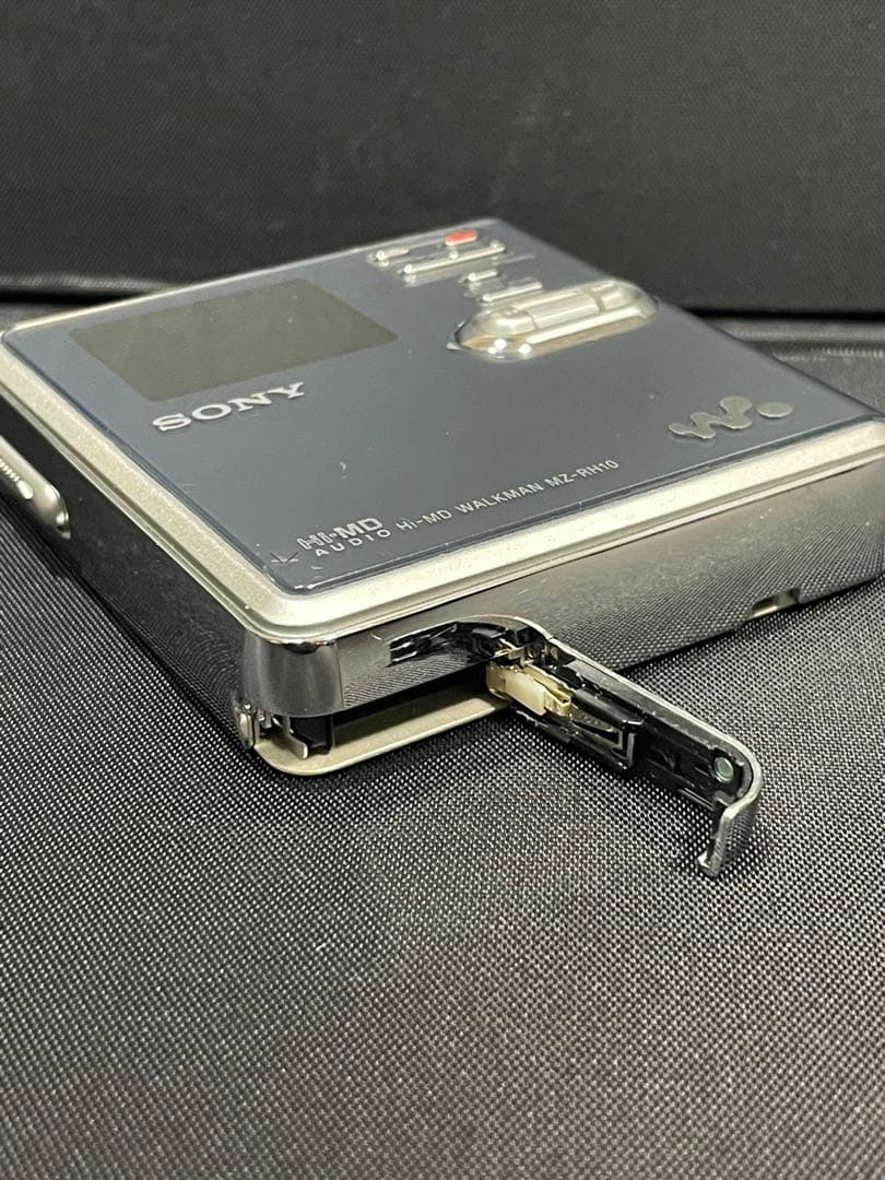SONY ポータブルMDプレーヤー MZ-RH10【ジャンク品】